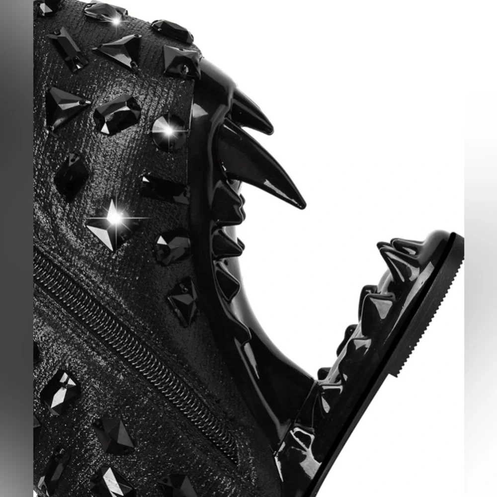 NWT Gorgeous Black Rhinestone Ankle Boots with pointed toe in Size 8.5 and 9.5 - Picture 3 of 7